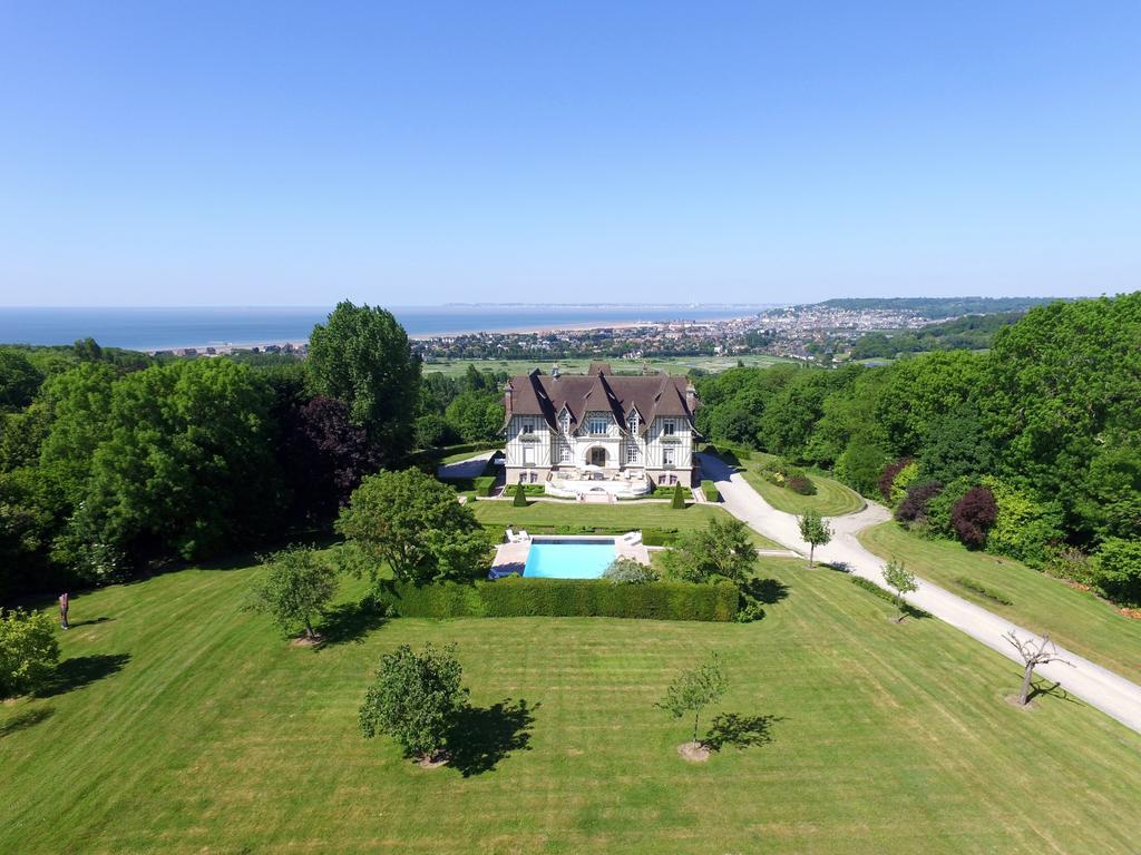 Manoir De Benerville Bed and Breakfast Deauville Esterno foto