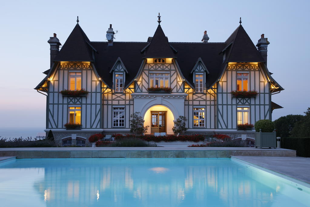 Manoir De Benerville Bed and Breakfast Deauville Esterno foto