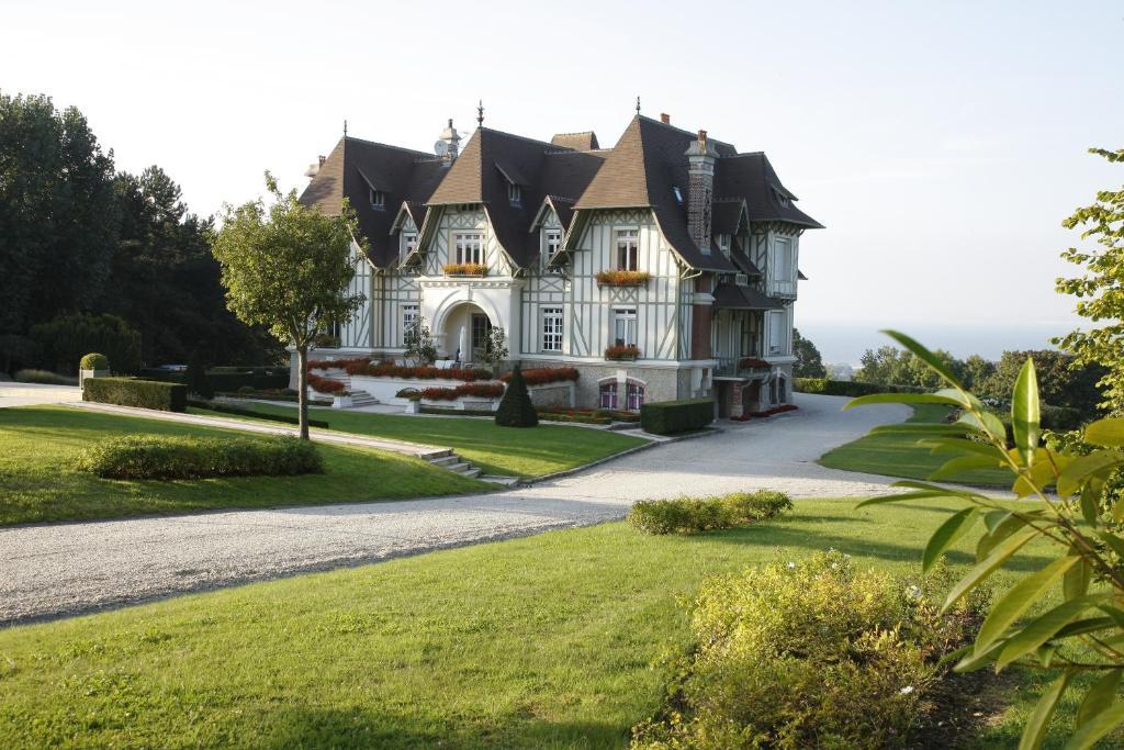 Manoir De Benerville Bed and Breakfast Deauville Esterno foto